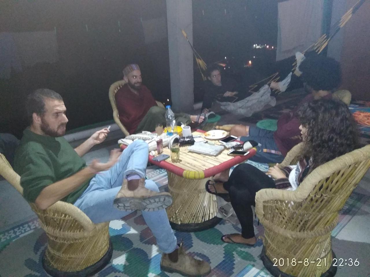 מנאלי Sunface Homestay מראה חיצוני תמונה
