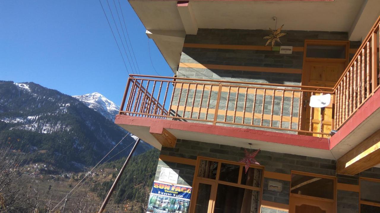 מנאלי Sunface Homestay מראה חיצוני תמונה